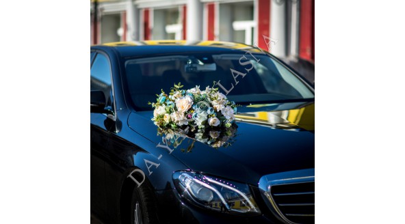 Украшение на машину "Голубые цветы №2"
